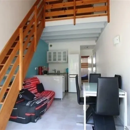 Apartment 100 M De La Plage T3 Duplex 1